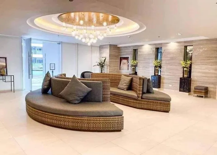 Apartment 1br W/ Balcony Near Megamall: The Admiral's Lounge