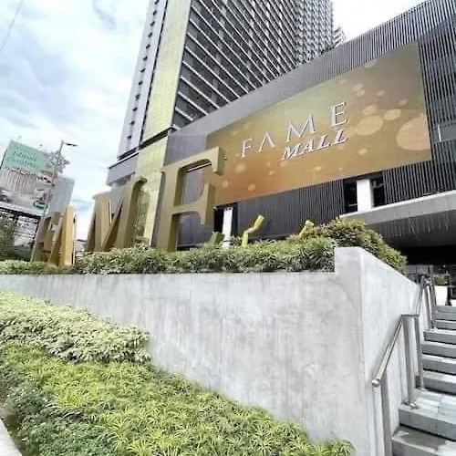 1br W/ Balcony Near Megamall: The Admiral's Lounge Manila