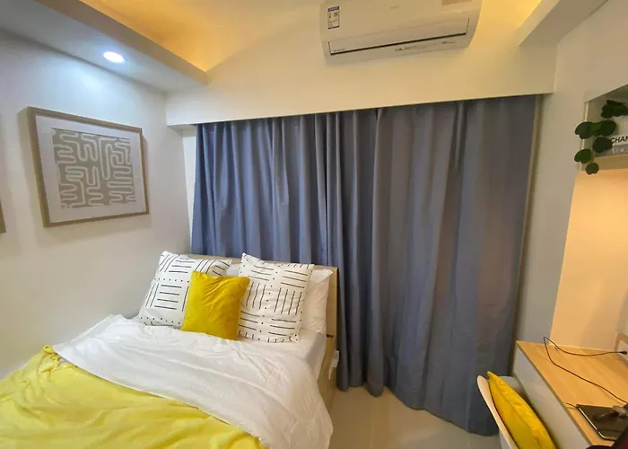 1br W/ Balcony Near Megamall: The Admiral's Lounge * Manila